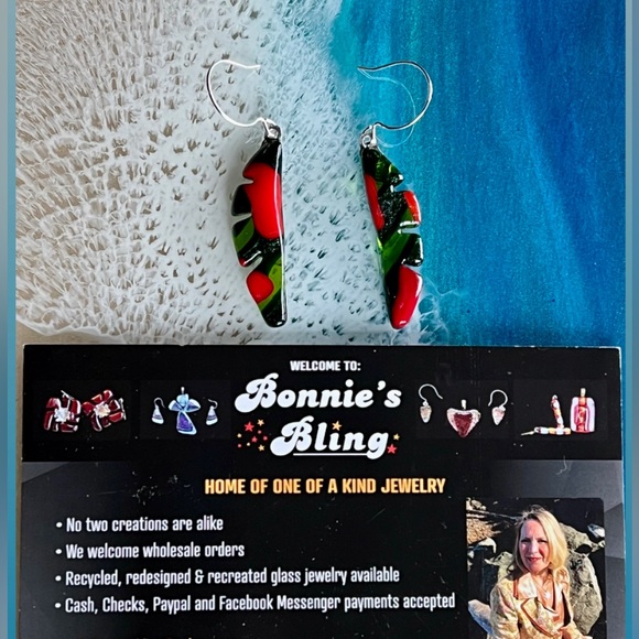 Bonnie’s Bling One Of A Kind Fused Glass Jewelry and Accessories to Wear. - Picture 5 of 11